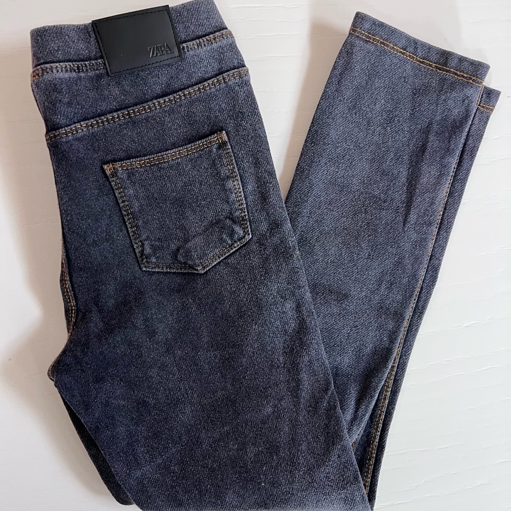 Zara Set - Picture 5 of 6